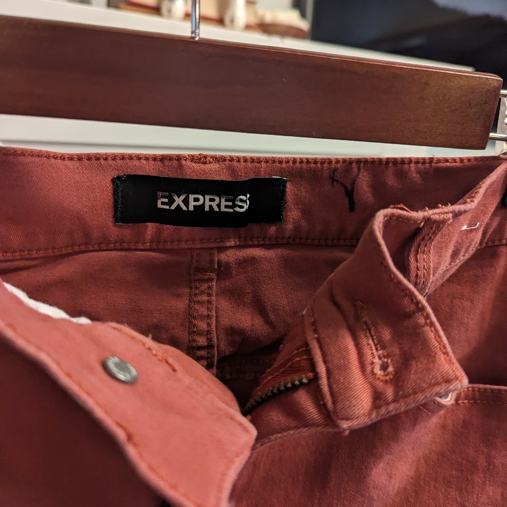 Pink Express Stretch high rise Jeans Size 6